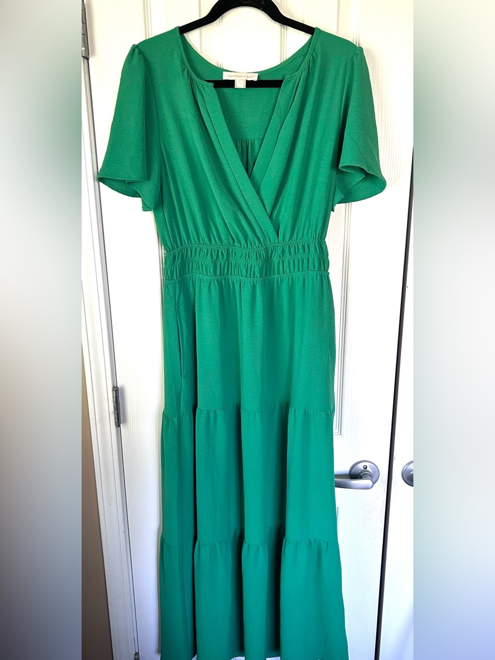 Monteau Los Angeles Tiered Maxi Dress Size Large